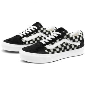 Vans Old Skool Fluff White Black Checkerboard womens Casual Shoe VN0A5KRF95A